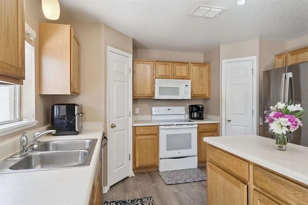 416 Barlyn Avenue Haines City FL 33844