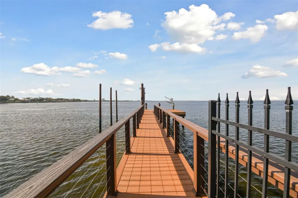 5120 W Longfellow Avenue Tampa FL 33629