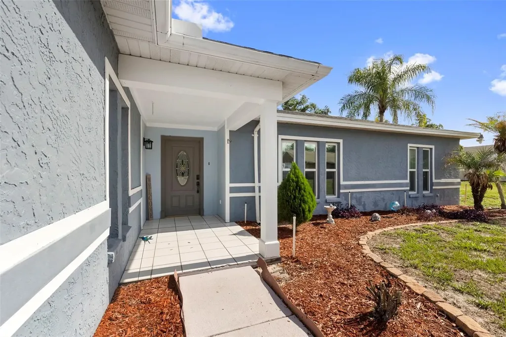 1126 Shadowbrook Drive N Lakeland FL 33813