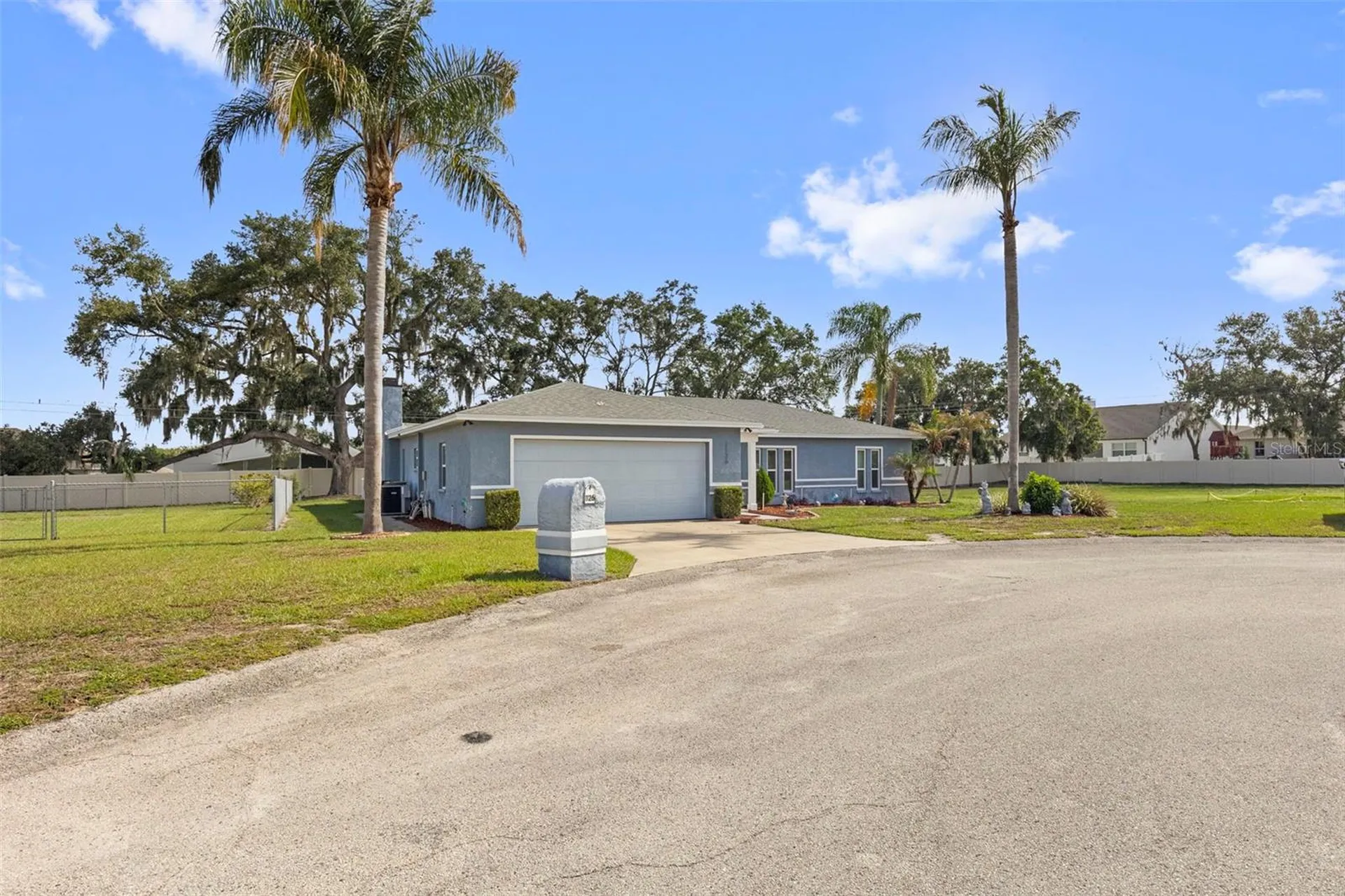 1126 Shadowbrook Drive N Lakeland FL 33813
