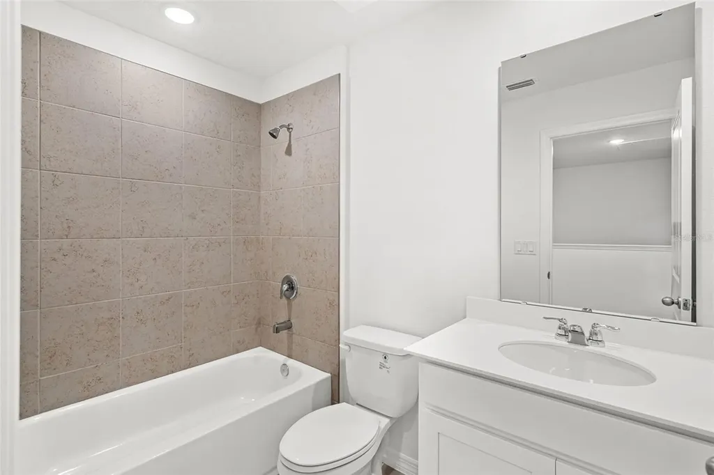 4899 Winding River Road Orlando FL 32822