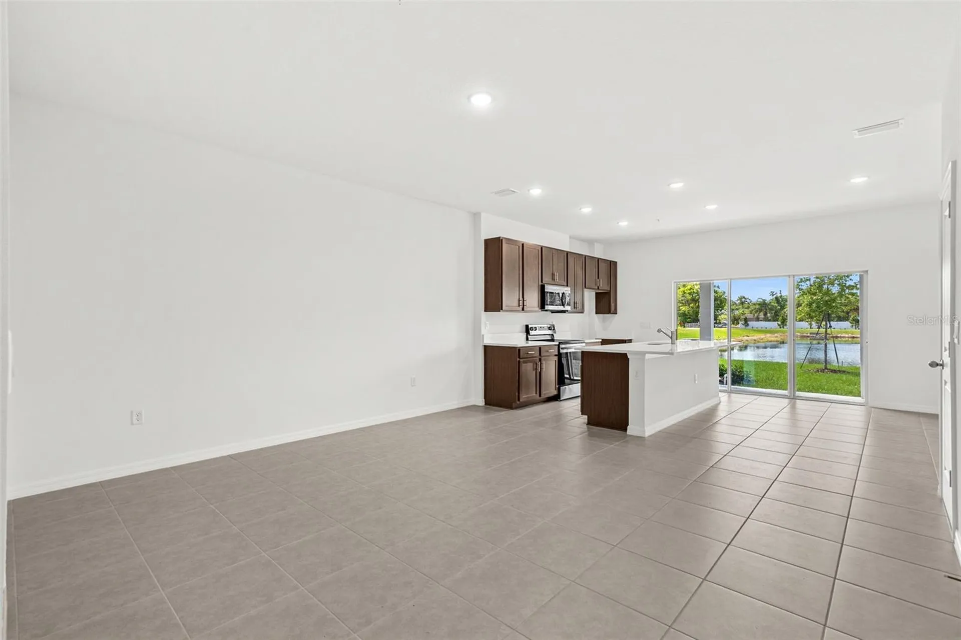 4899 Winding River Road Orlando FL 32822