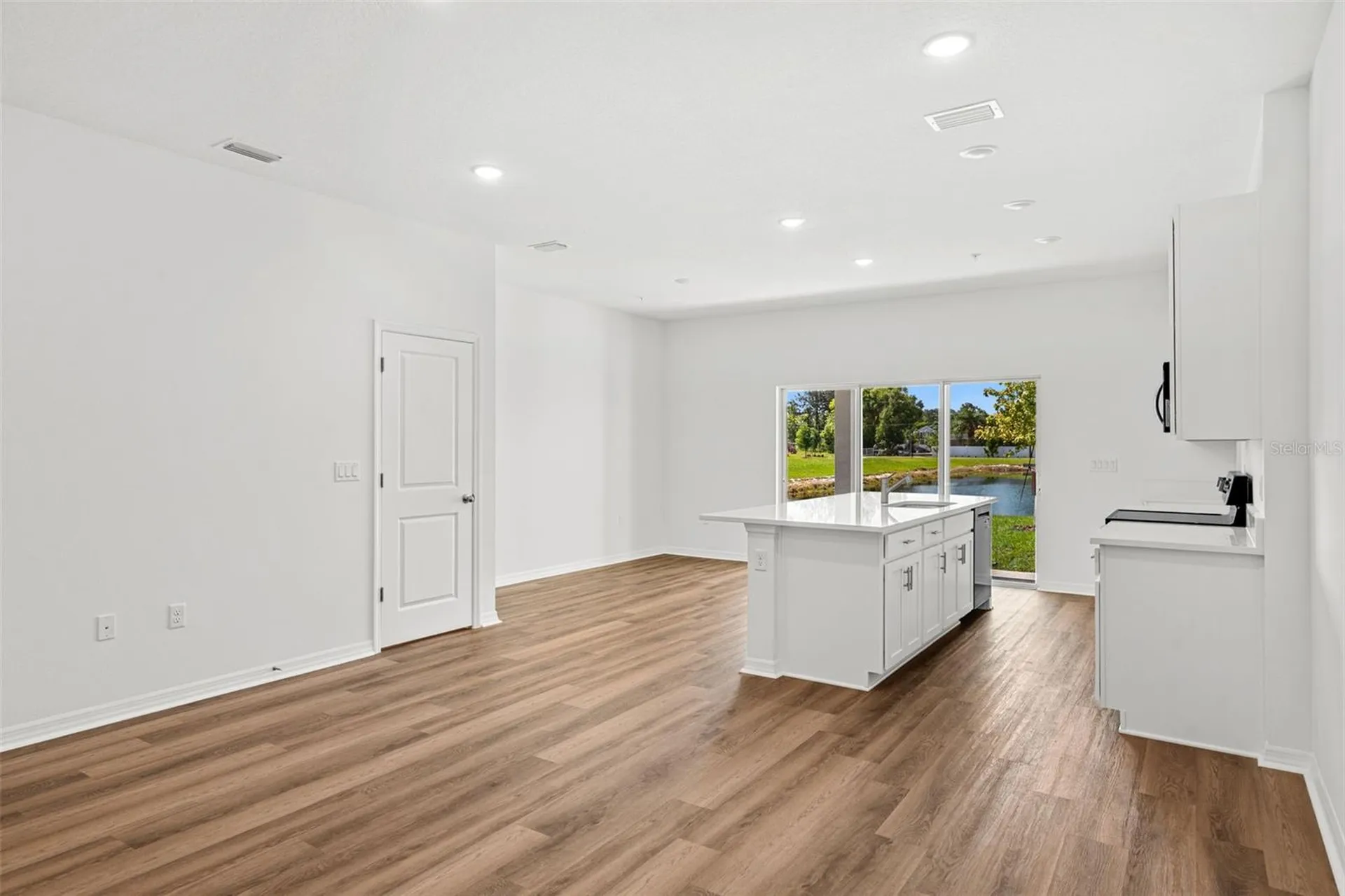 4899 Winding River Road Orlando FL 32822