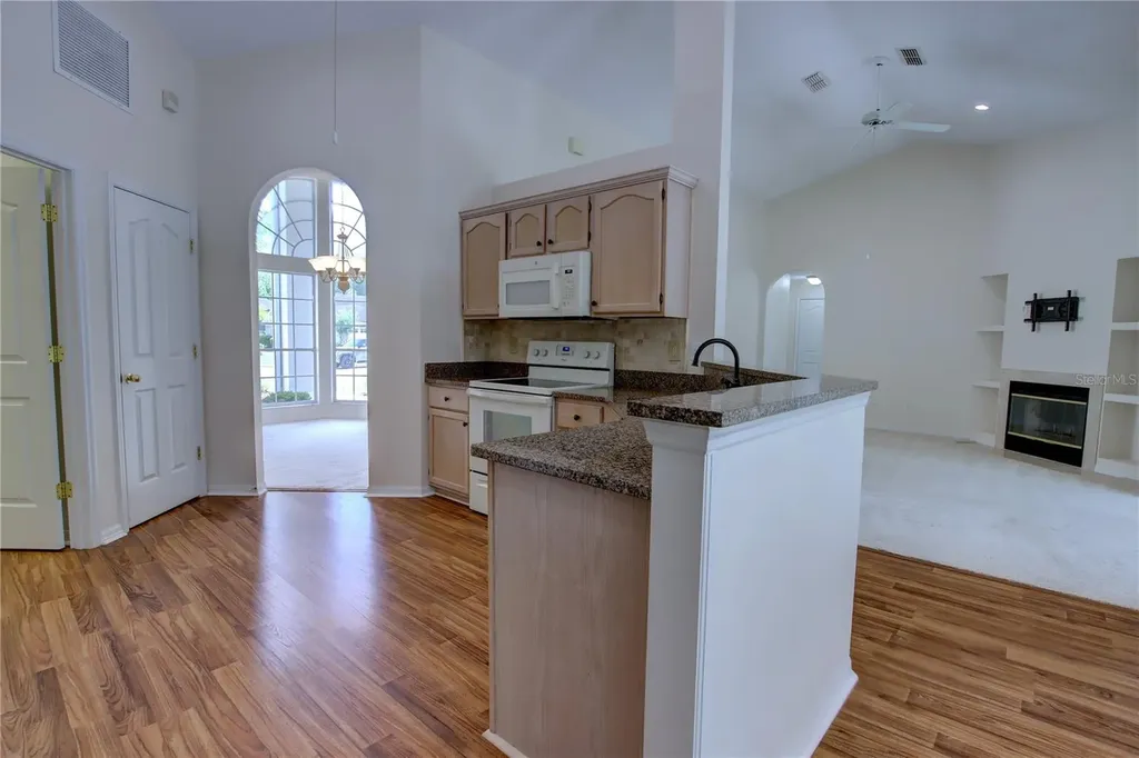 7468 Aprelle Drive Sanford FL 32771
