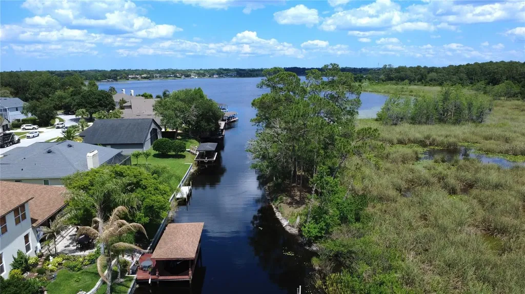 7468 Aprelle Drive Sanford FL 32771