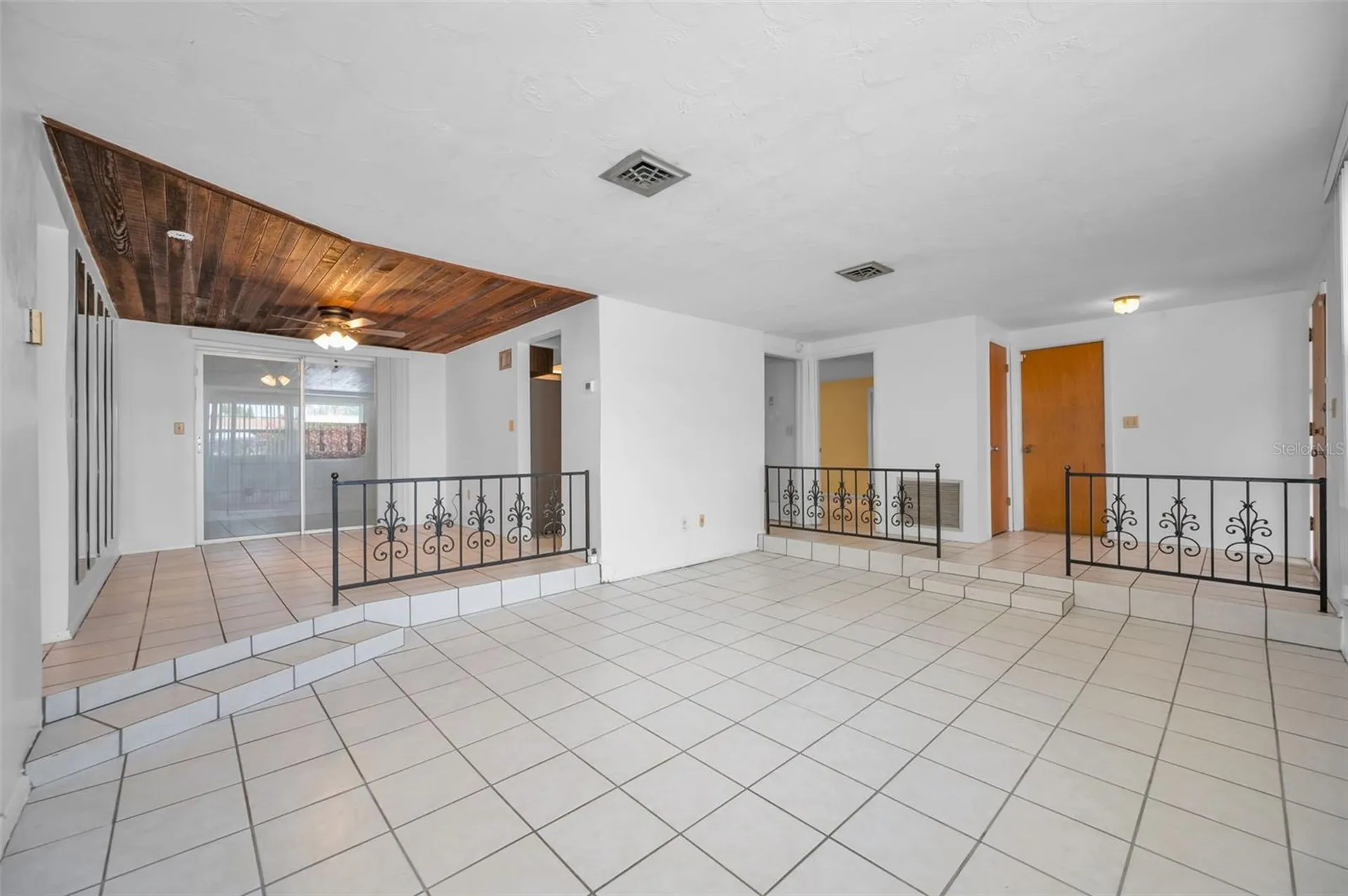 6136 11th Avenue New Port Richey FL 34653