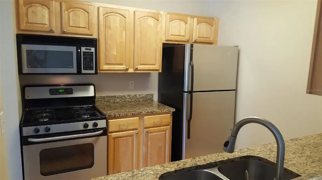 2035 Dixie Belle Drive Orlando FL 32812