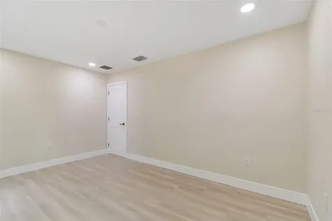 11006 N 61st Street Tampa FL 33617