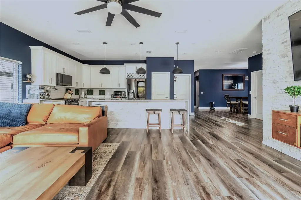 7507 N Dartmouth Avenue Tampa FL 33604