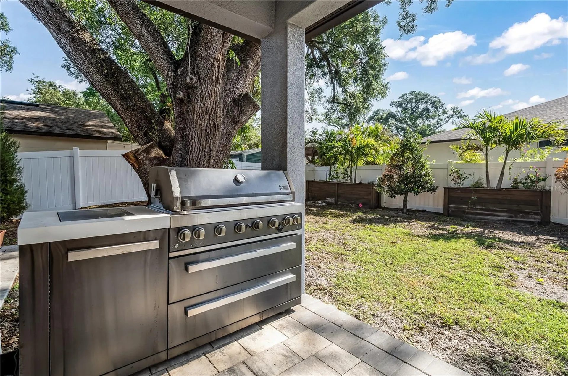 7507 N Dartmouth Avenue Tampa FL 33604