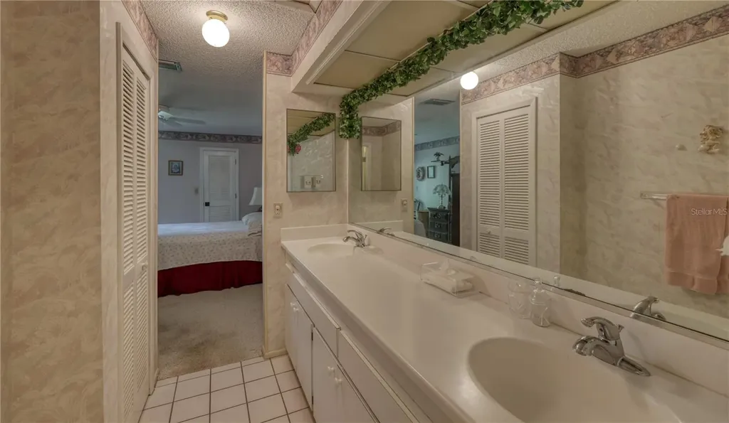 25 Tads Trail Oldsmar FL 34677