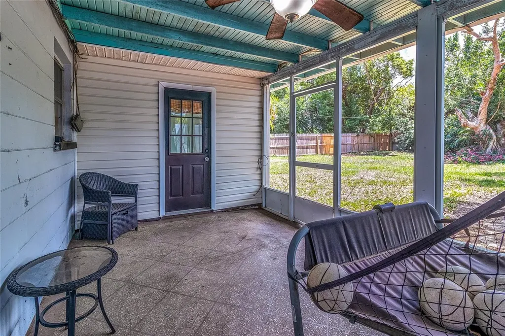 831 Lakeside Drive Largo FL 33778