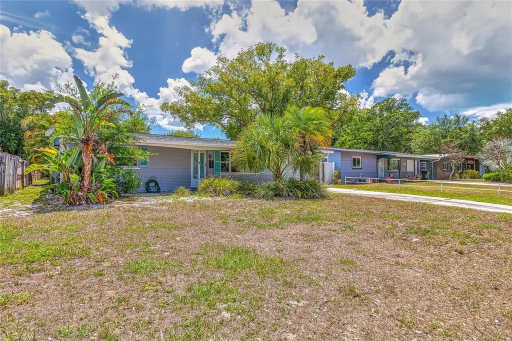 831 Lakeside Drive Largo FL 33778