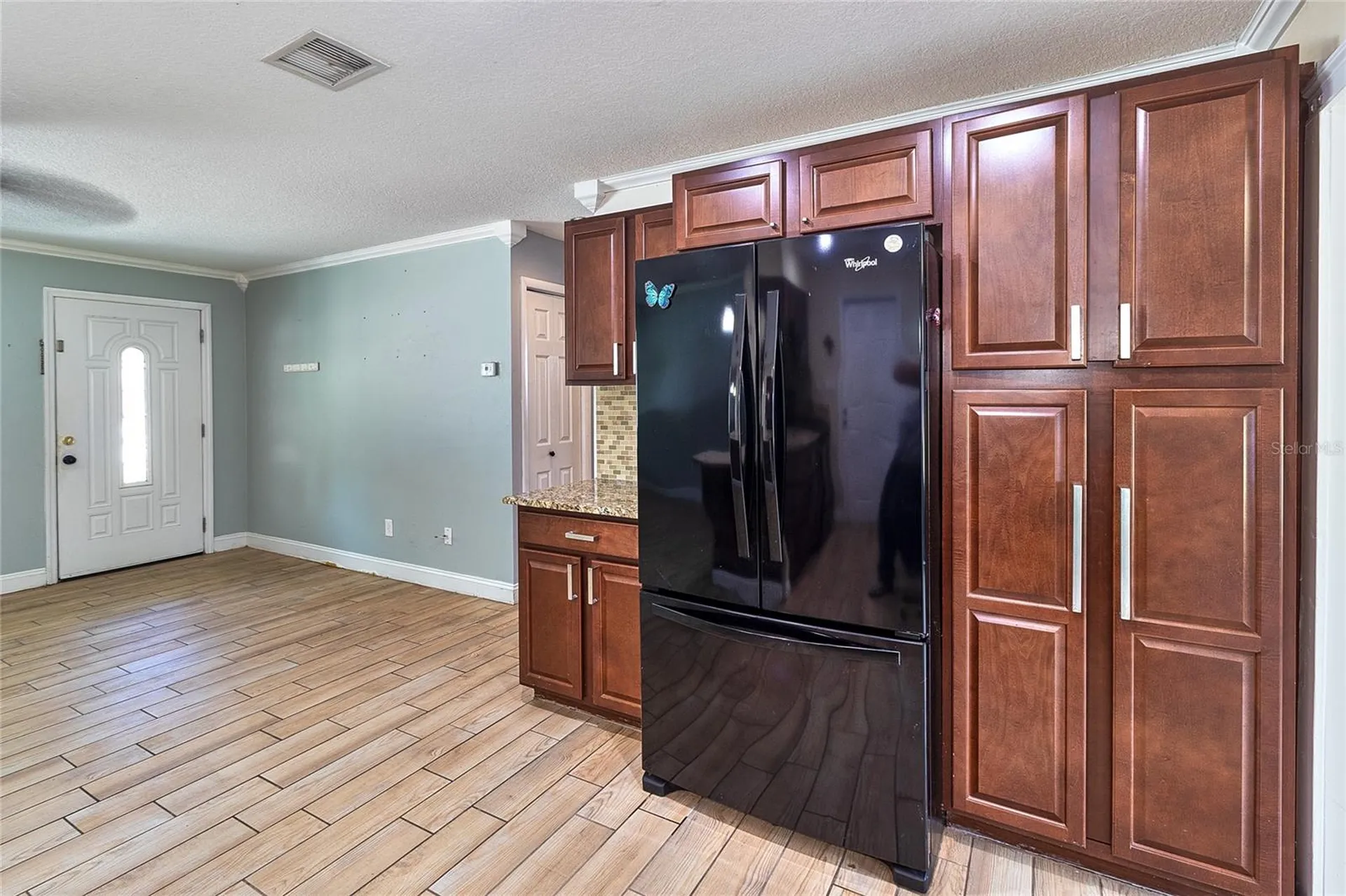 831 Lakeside Drive Largo FL 33778