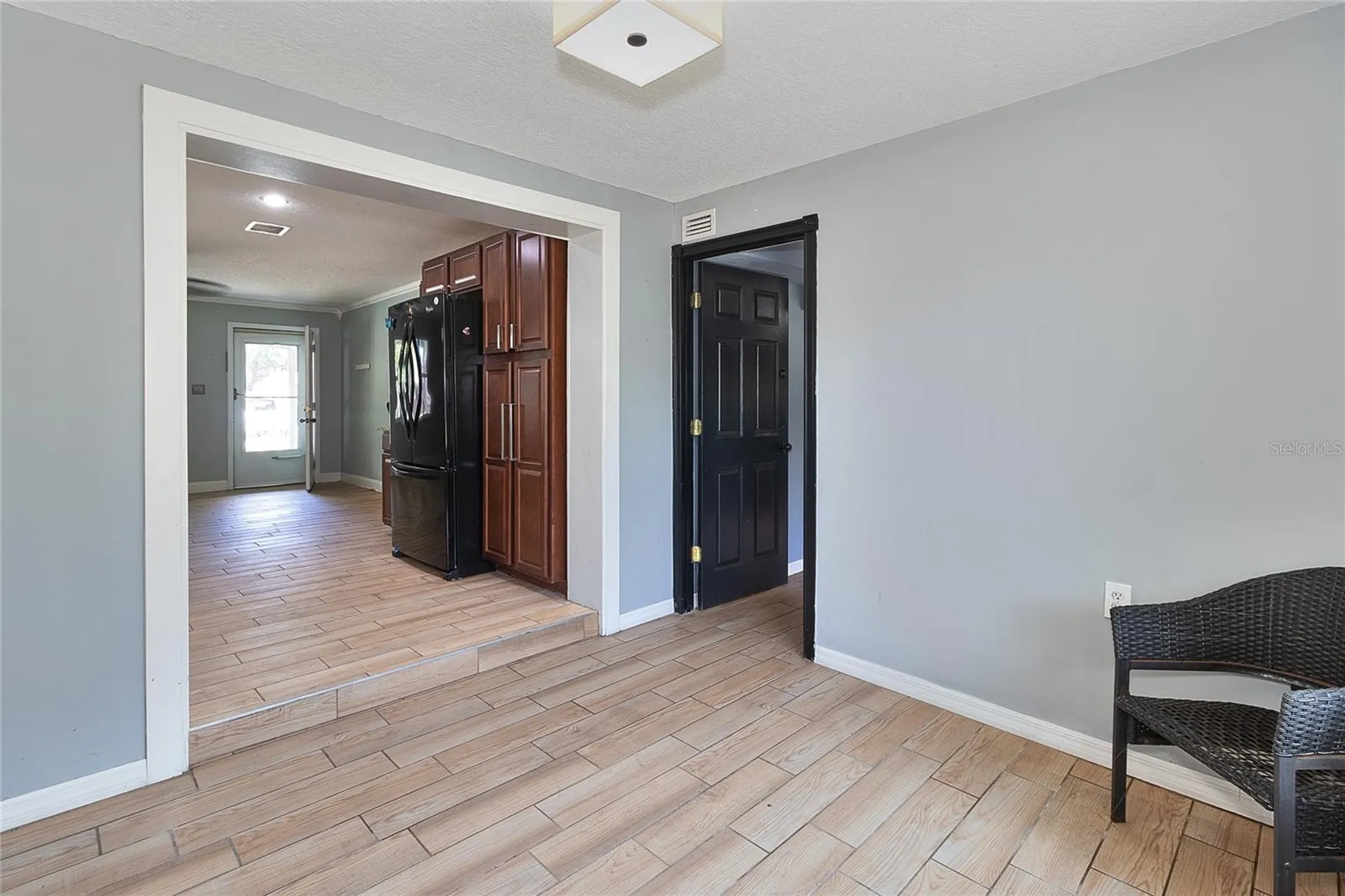 831 Lakeside Drive Largo FL 33778