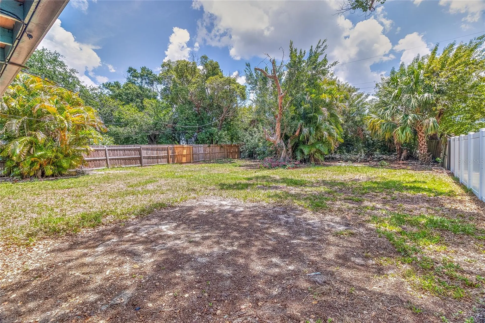 831 Lakeside Drive Largo FL 33778