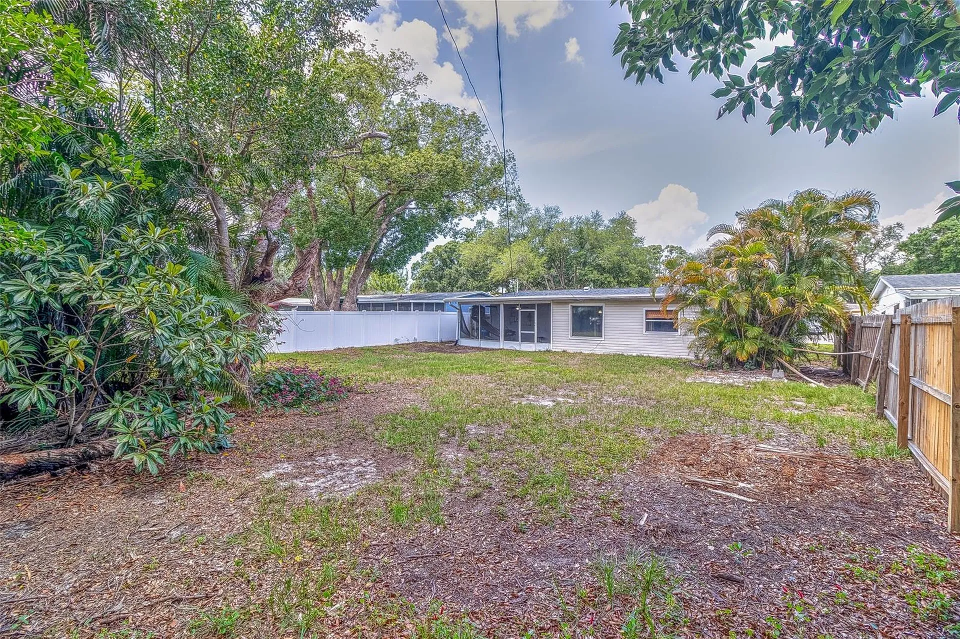 831 Lakeside Drive Largo FL 33778