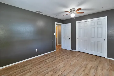 831 Lakeside Drive Largo FL 33778