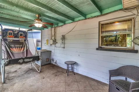 831 Lakeside Drive Largo FL 33778