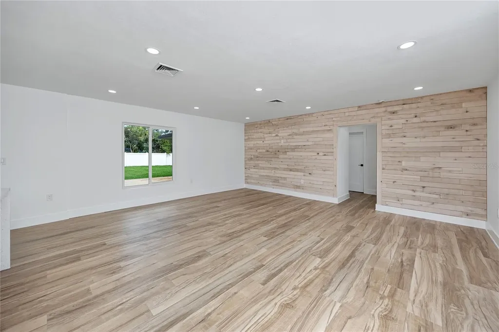 12240 143rd Street Largo FL 33774