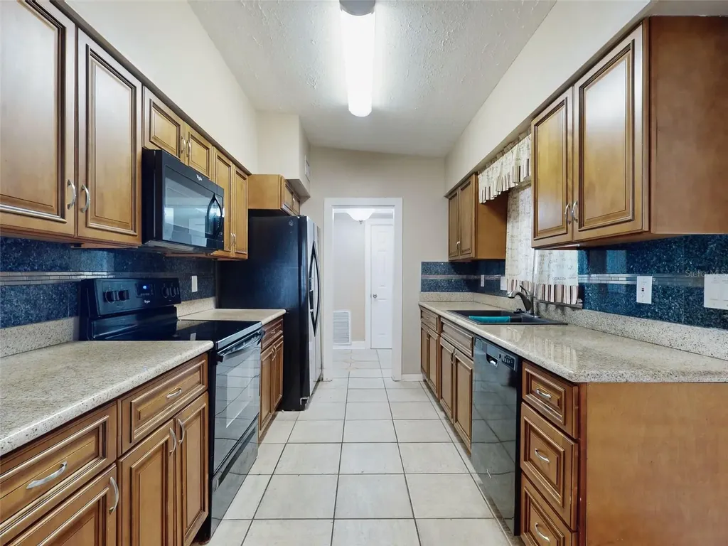 5802 Deerfield Road Orlando FL 32808
