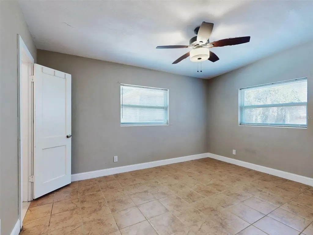 5802 Deerfield Road Orlando FL 32808
