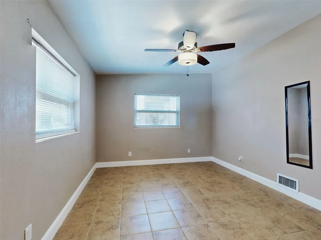 5802 Deerfield Road Orlando FL 32808