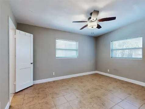 5802 Deerfield Road Orlando FL 32808