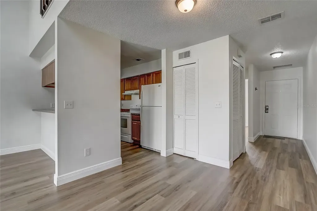 2719 Hunt Club Lane Orlando FL 32826