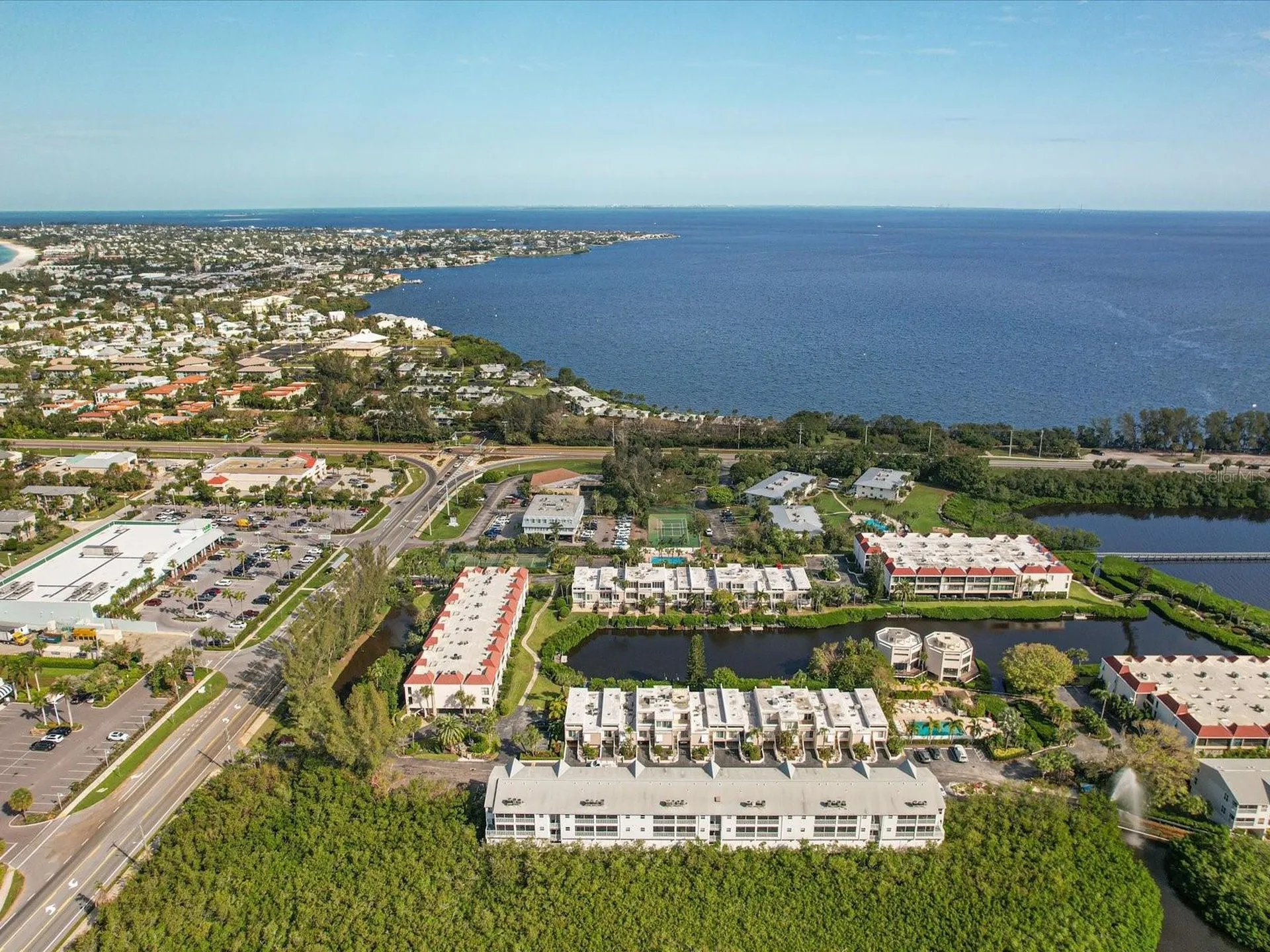 3607 E Bay Drive Holmes Beach FL 34217