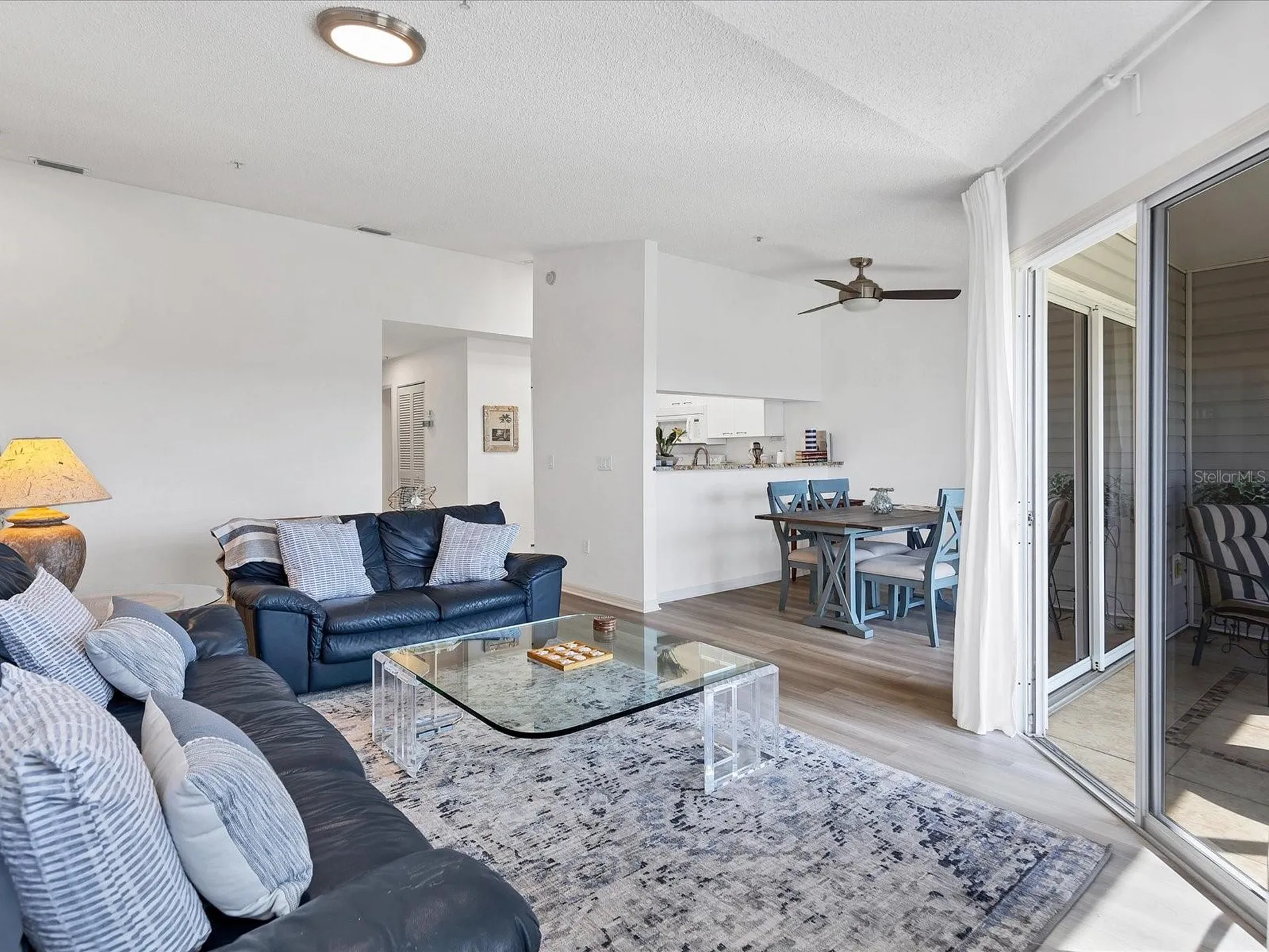 3607 E Bay Drive Holmes Beach FL 34217