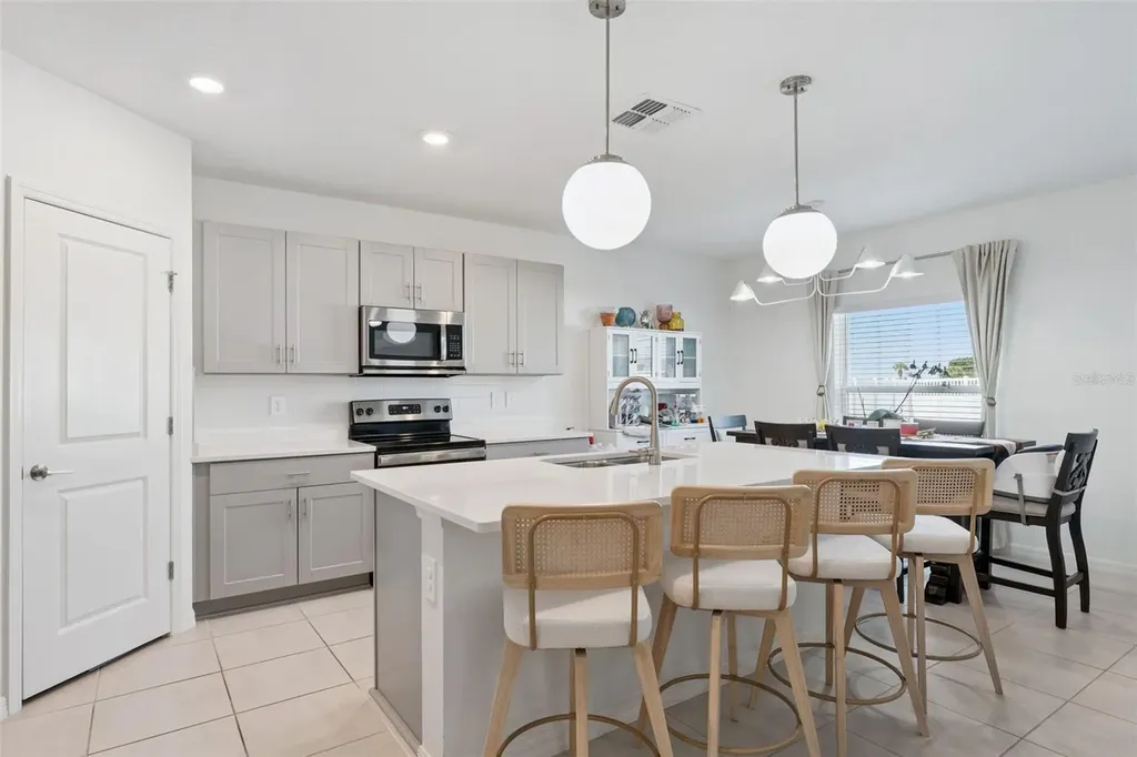 1111 Calico Pointe Circle Groveland FL 34736