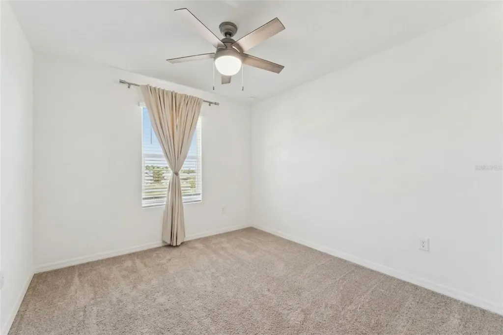 1111 Calico Pointe Circle Groveland FL 34736