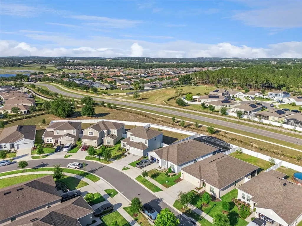 1111 Calico Pointe Circle Groveland FL 34736