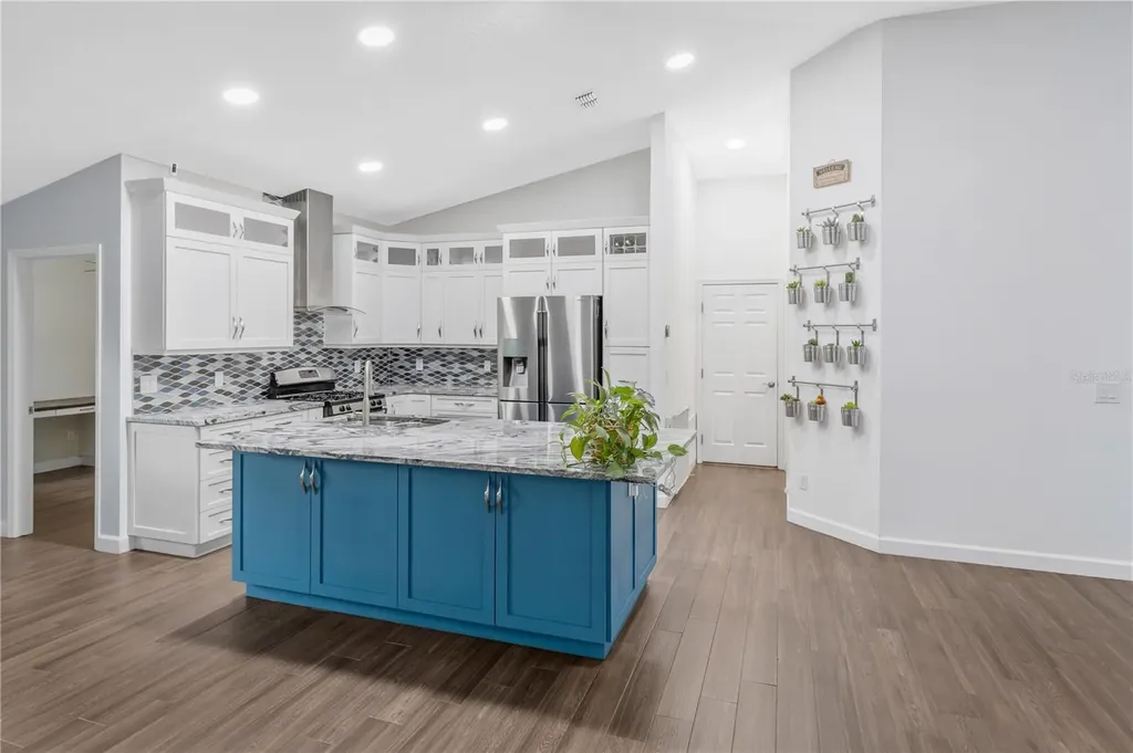 727 Hidden Lake Drive Tarpon Springs FL 34689