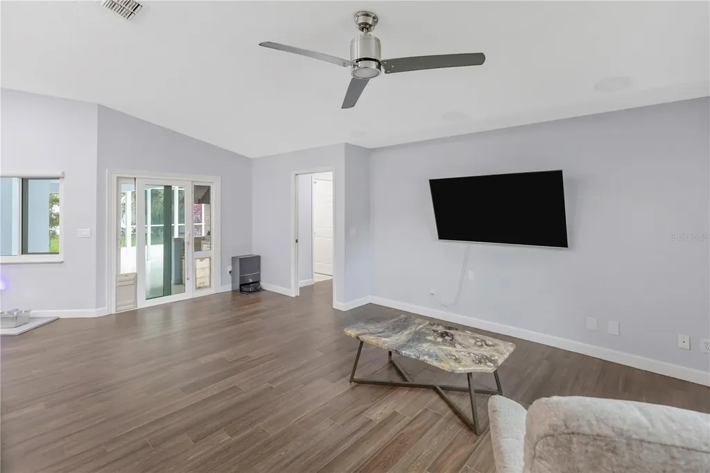 727 Hidden Lake Drive Tarpon Springs FL 34689
