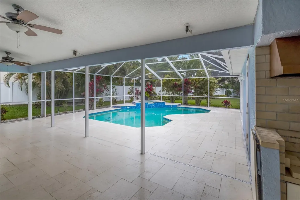 727 Hidden Lake Drive Tarpon Springs FL 34689