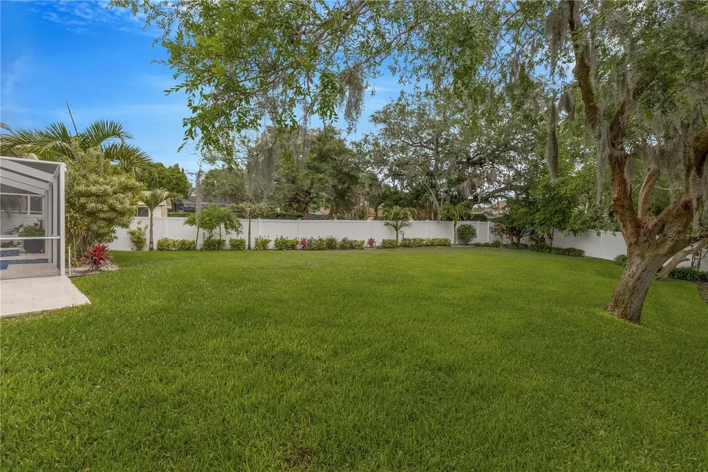 727 Hidden Lake Drive Tarpon Springs FL 34689