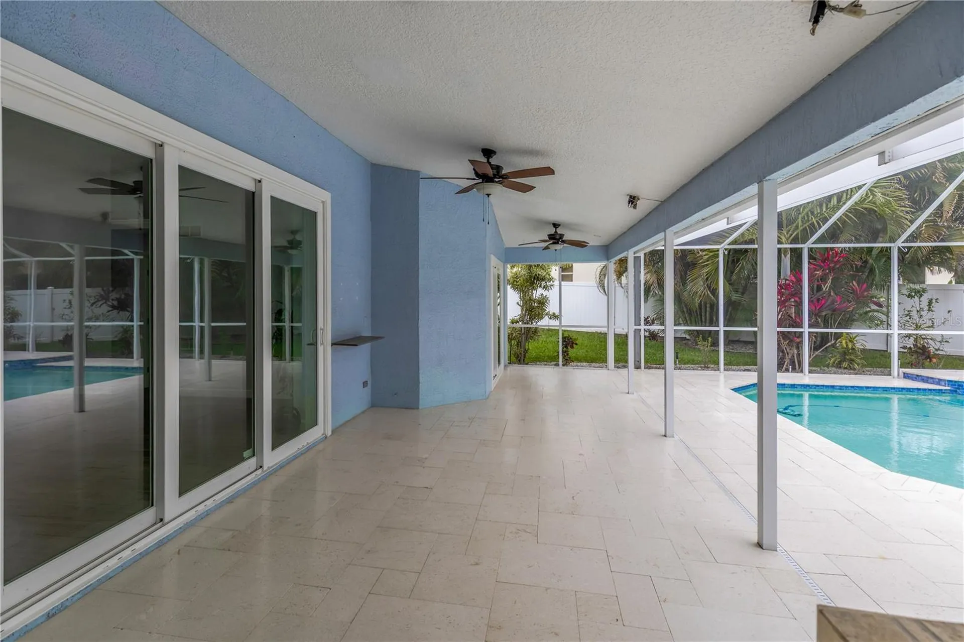 727 Hidden Lake Drive Tarpon Springs FL 34689