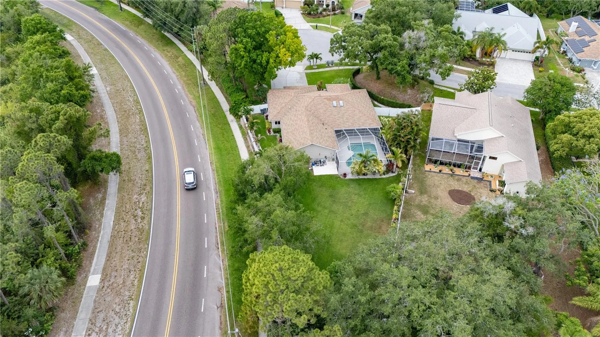 727 Hidden Lake Drive Tarpon Springs FL 34689