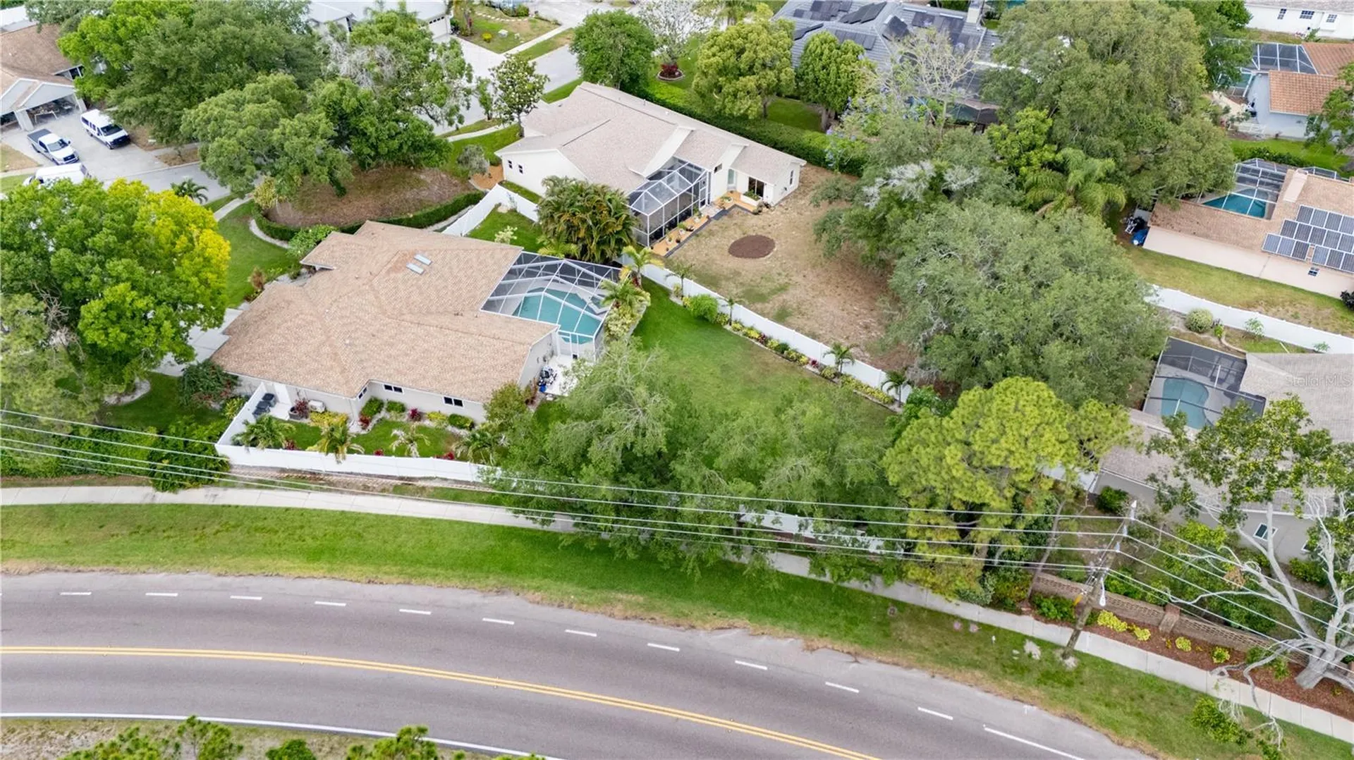 727 Hidden Lake Drive Tarpon Springs FL 34689