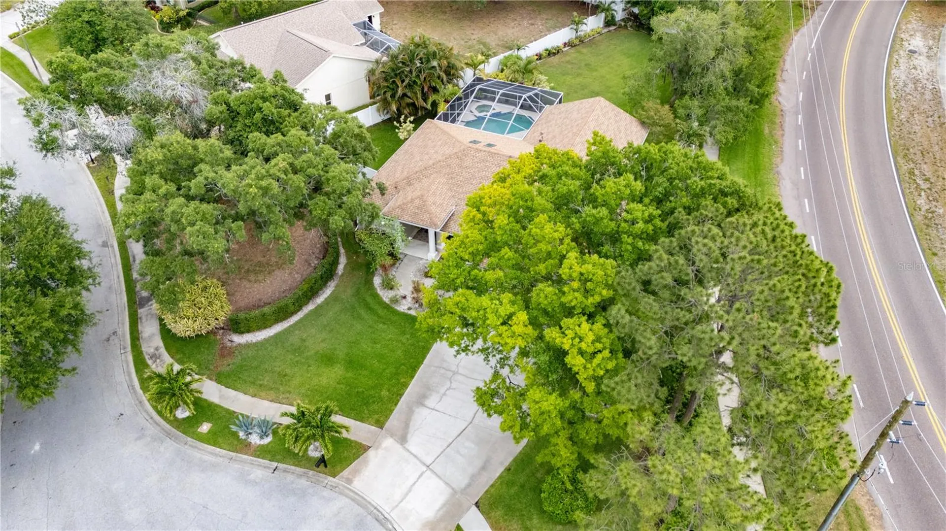 727 Hidden Lake Drive Tarpon Springs FL 34689