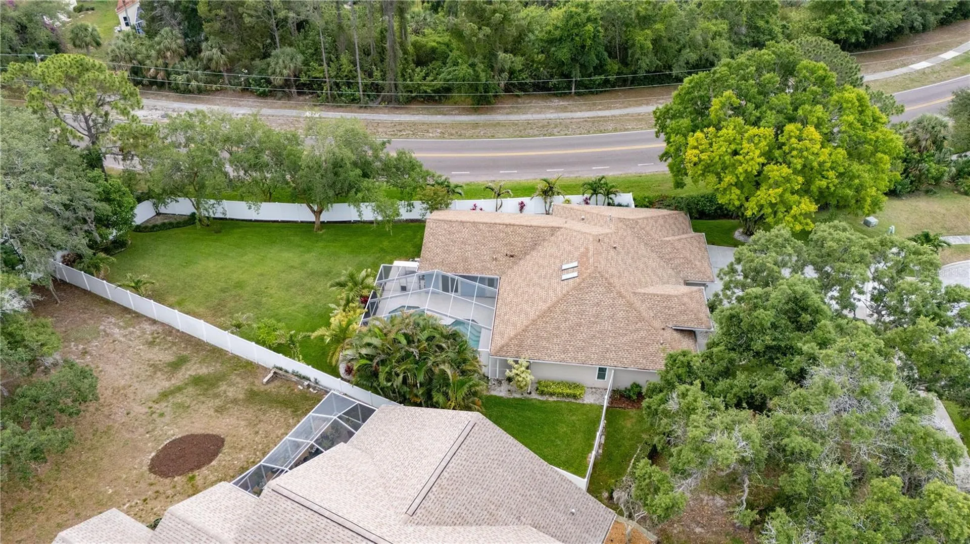 727 Hidden Lake Drive Tarpon Springs FL 34689