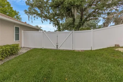 727 Hidden Lake Drive Tarpon Springs FL 34689
