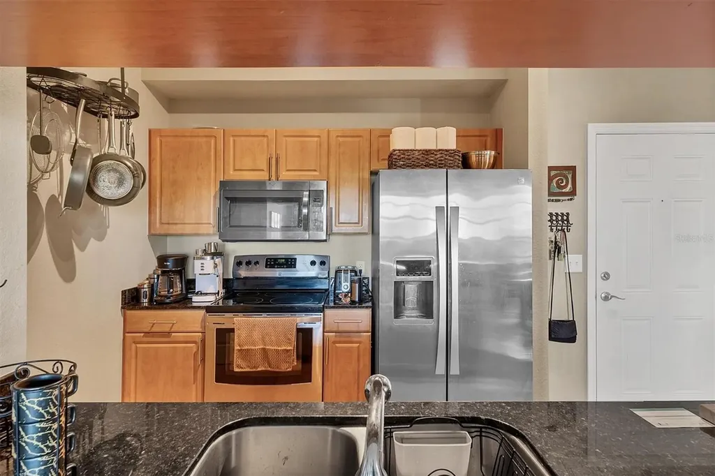 1064 N Tamiami Trail Sarasota FL 34236