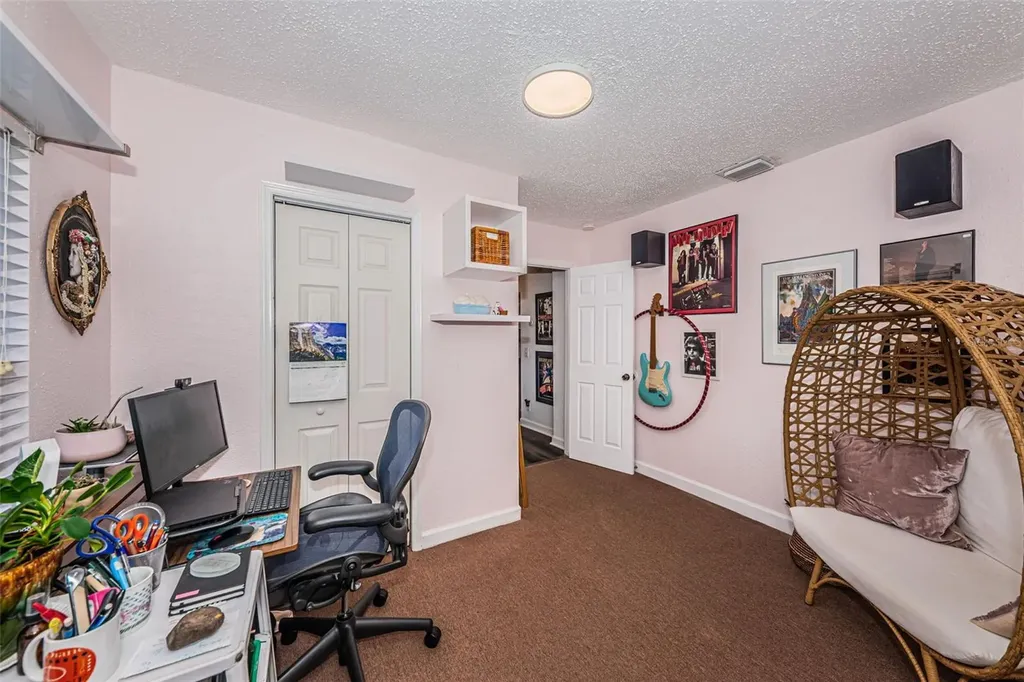 547 15th Street N St Petersburg FL 33705