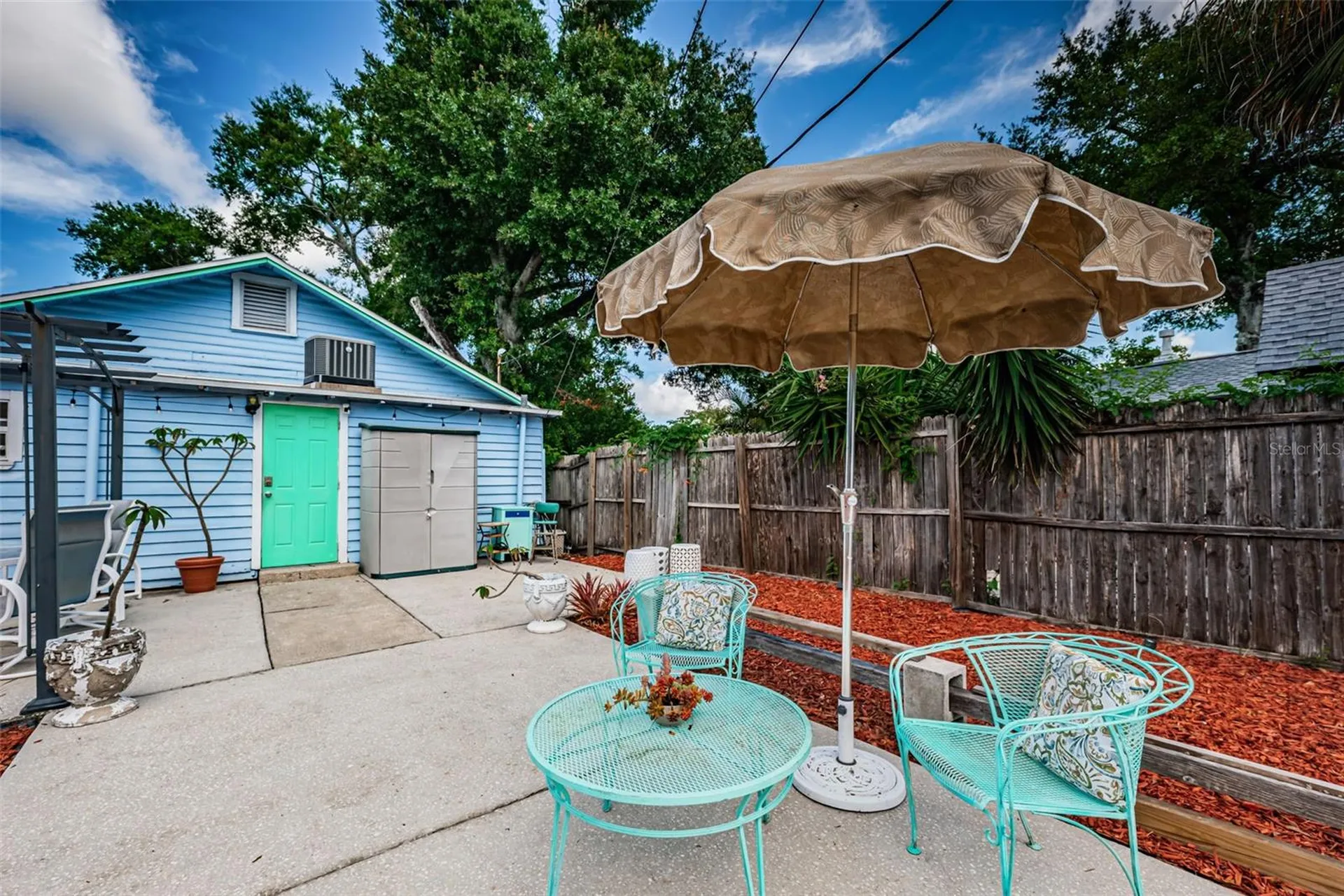 547 15th Street N St Petersburg FL 33705