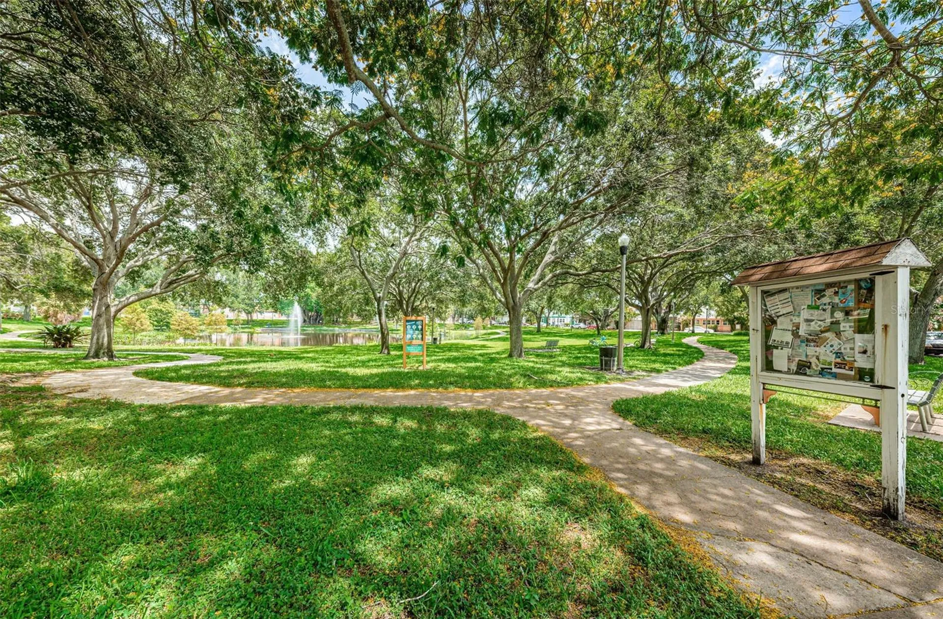 547 15th Street N St Petersburg FL 33705