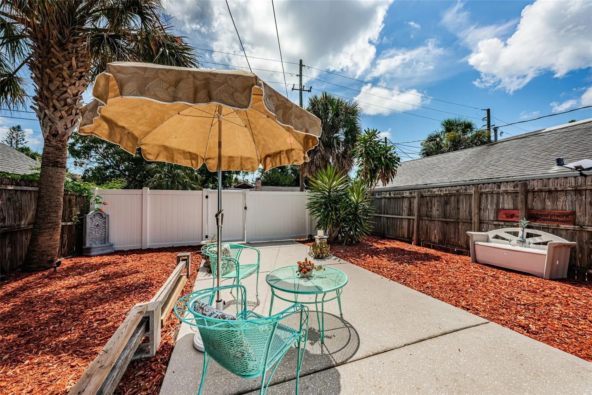 547 15th Street N St Petersburg FL 33705