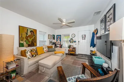 547 15th Street N St Petersburg FL 33705